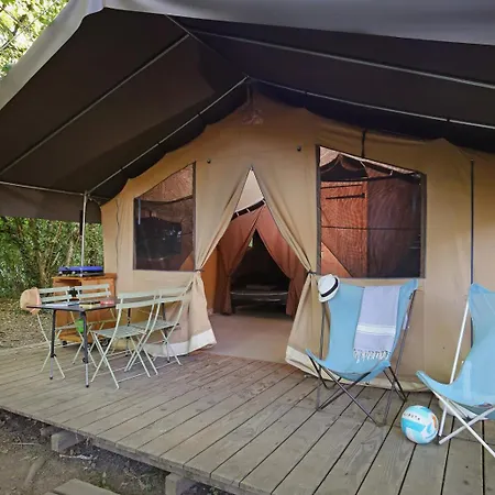 Huttopia Campingplatz 4*