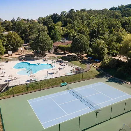 אתר קמפינג Huttopia רויה