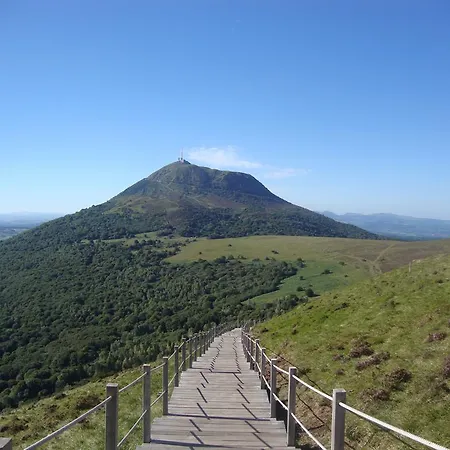 אתר קמפינג Huttopia